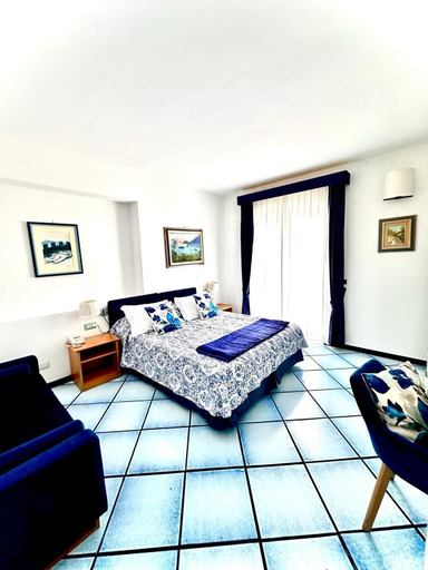Bedroom 4, Hotel Le Fioriere, Salerno