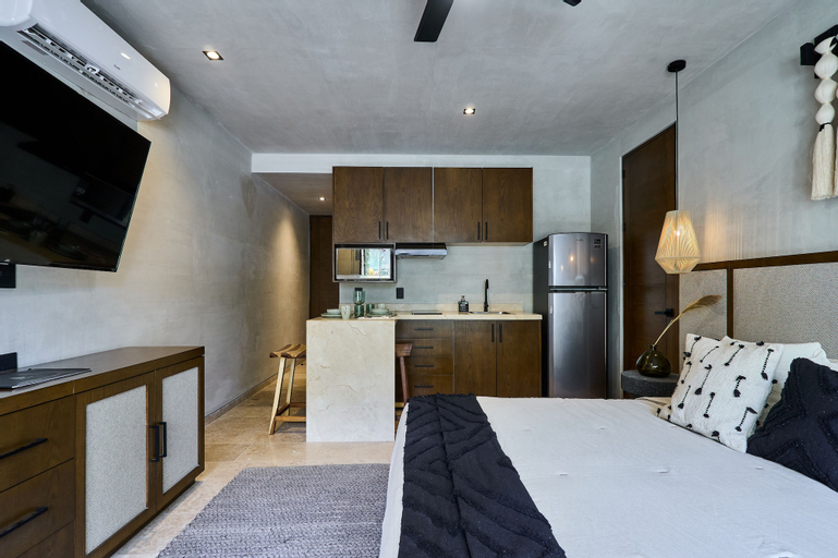 Dining Room 5