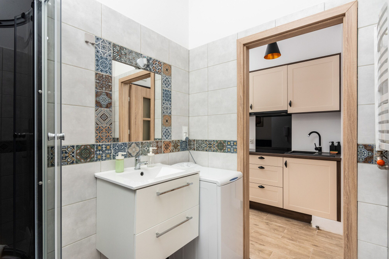 Bathroom 3, Kalwaryjska Apartments, Kraków City