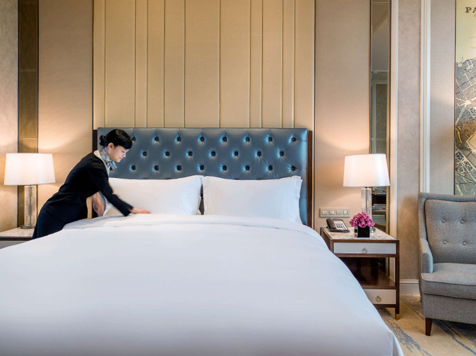 Bedroom 4, Sofitel Shanghai Hongqiao, Shanghai