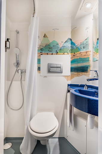 Bathroom 4, Hotel du Simplon, Rhône