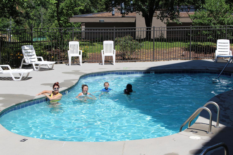 Gatlinburg Chateau Condo 407, Sevier