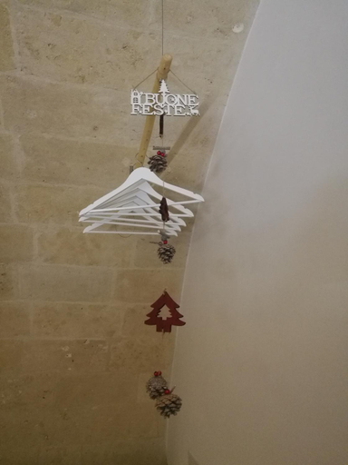 Others 2, B&B 4u, Matera