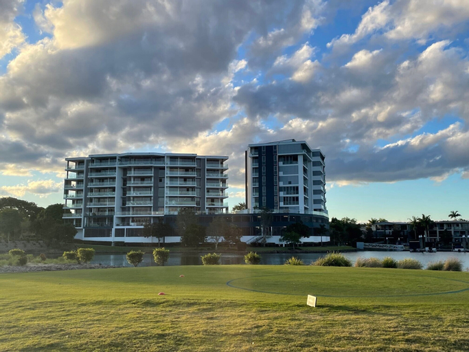 Exterior & Views 2, Signature Waterfront Apartments, Gold Coast