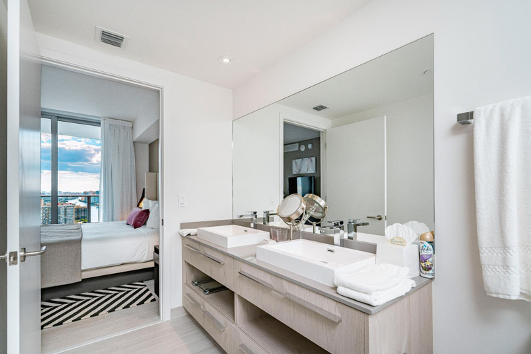Bathroom 5, Hyde Beach House Hollywood Private Suites, Broward