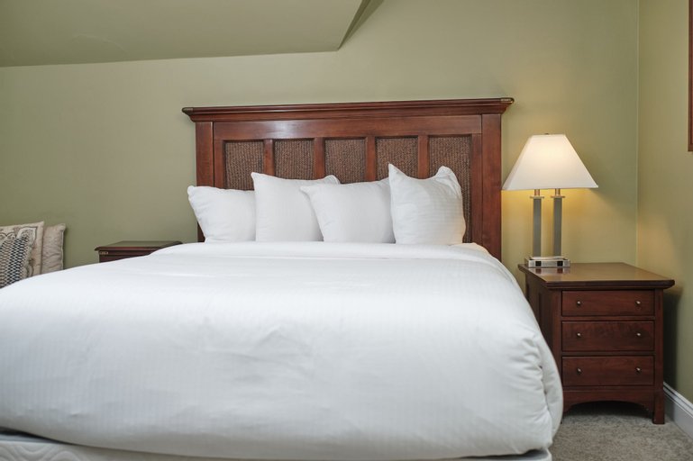 Bedroom 13