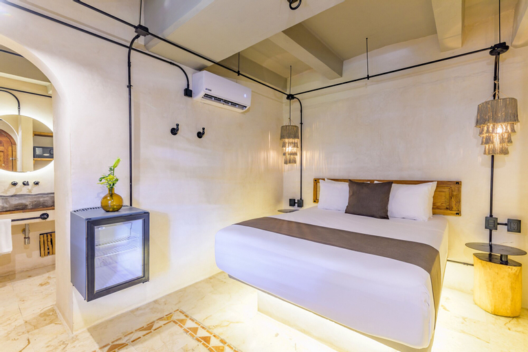 Bedroom 14