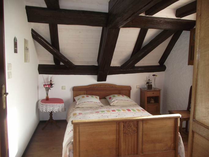 Bedroom 4, Au Grenier d'Abondance, Moselle