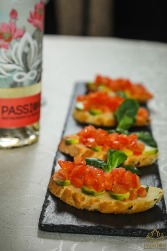 Food & Drinks