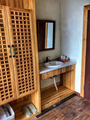 Bedroom 3, The Lake View Deyishe Resort in Thousand Island Lake, Hangzhou