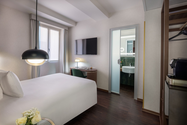 Bedroom 2, Maison Roma Piazza di Spagna | UNA Esperienze, Rome