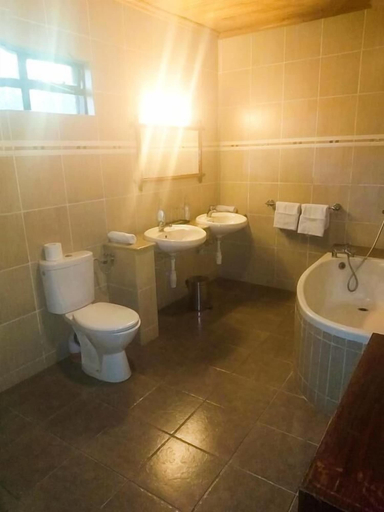 Bathroom 2, Mara Leisure Camp, Narok West
