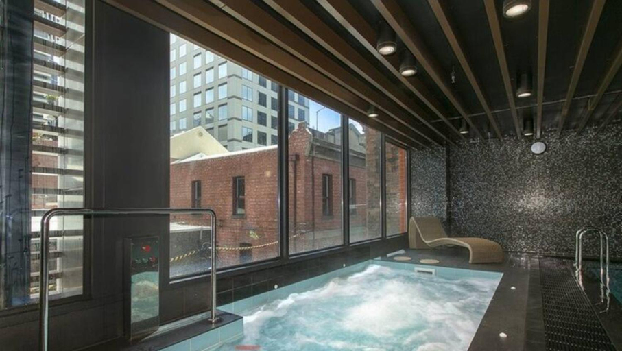 WOW Apartment on Sutherland, Melbourne