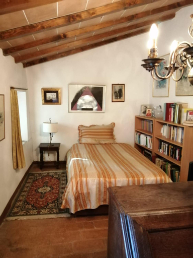 Bedroom 2, Mugello - casa di campagna, Florence