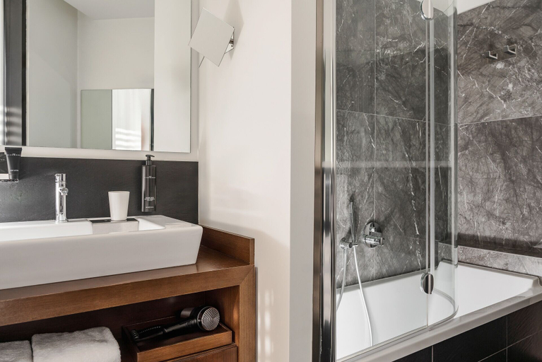 Bathroom 5, Welcome Hotel