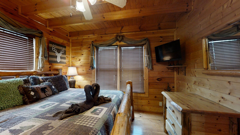 Bedroom, Extravagant View, Sevier