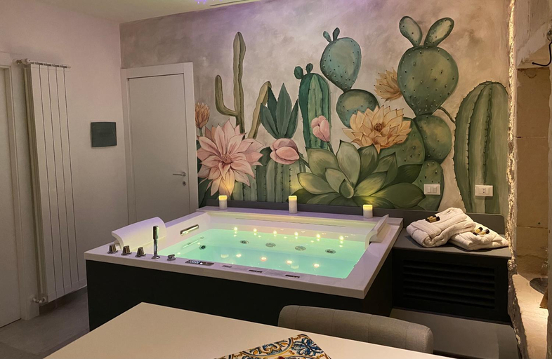 Others 4, SiricyAus Luxury Room, Ragusa