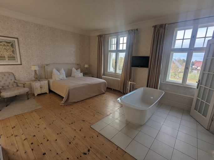 Bedroom 4, Schloss Krugsdorf, Vorpommern-Greifswald