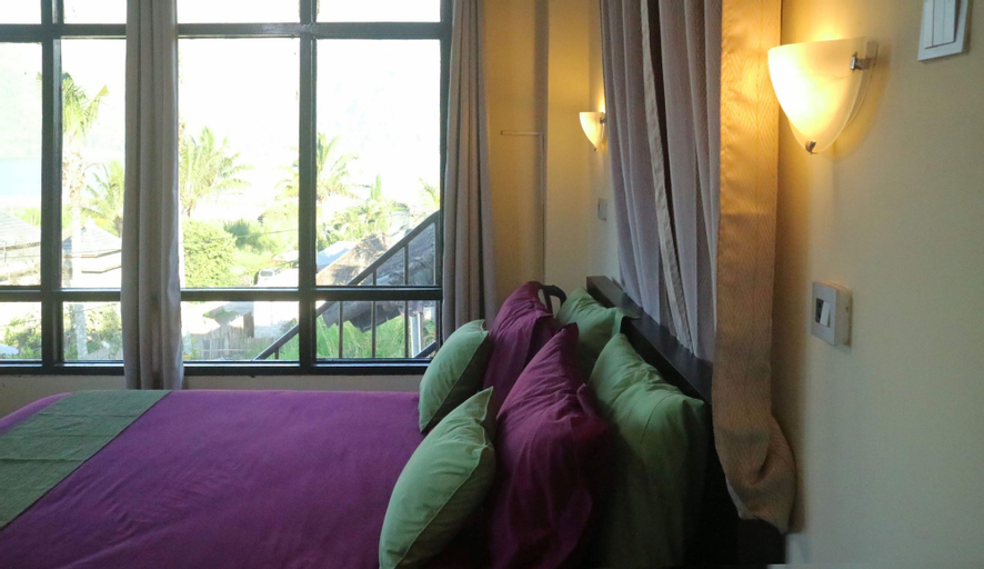 Bedroom 12