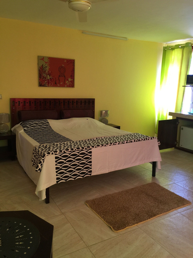 Bedroom 3, Bob Apartments