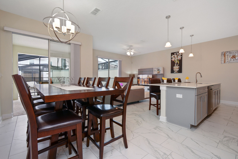 In-room dining 2, Four Bedroom close to Disney w/ Pool 4898, Osceola