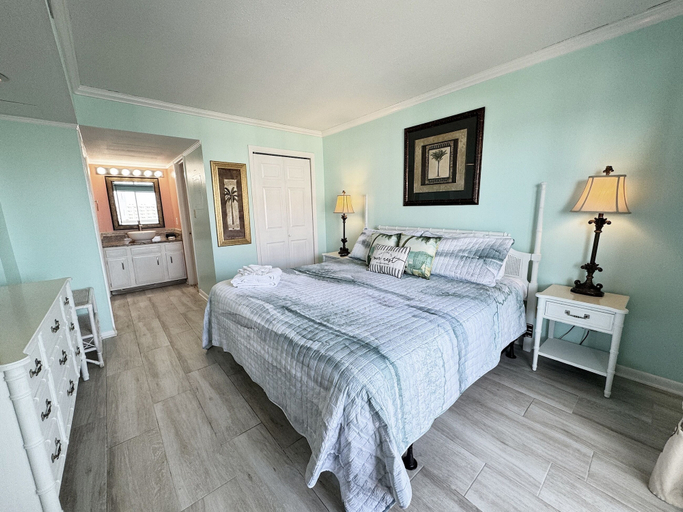 Bedroom 3, 451 El Matador 2 Bedroom Condo by RedAwning, Okaloosa
