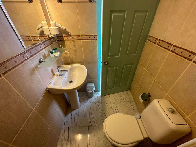 Bathroom 5, Hikmethan Otel, Kuşadası