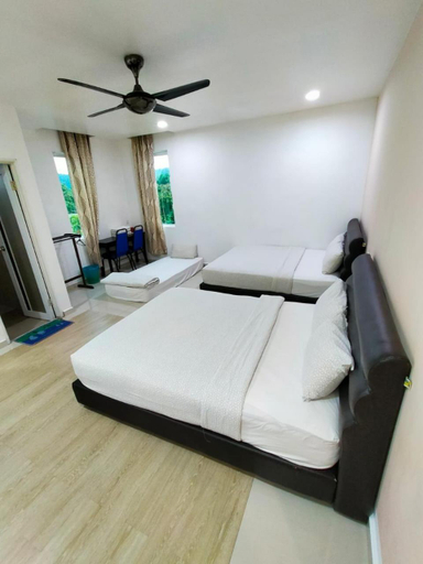 Others 5, KompoVilla House No 30, Kuantan