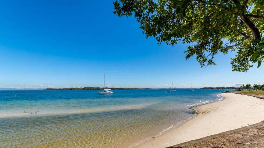 Exterior & Views 1, Waterfront Retreat with room for a boat - Welsby Pde, Bongaree, Bribie Island