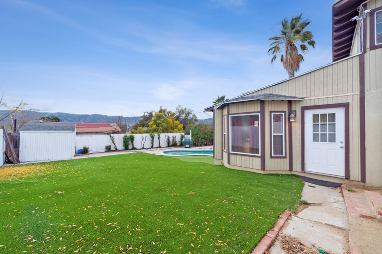 Property grounds 5, Paradise On Earth 3 Bedroom Residence by RedAwning, Riverside