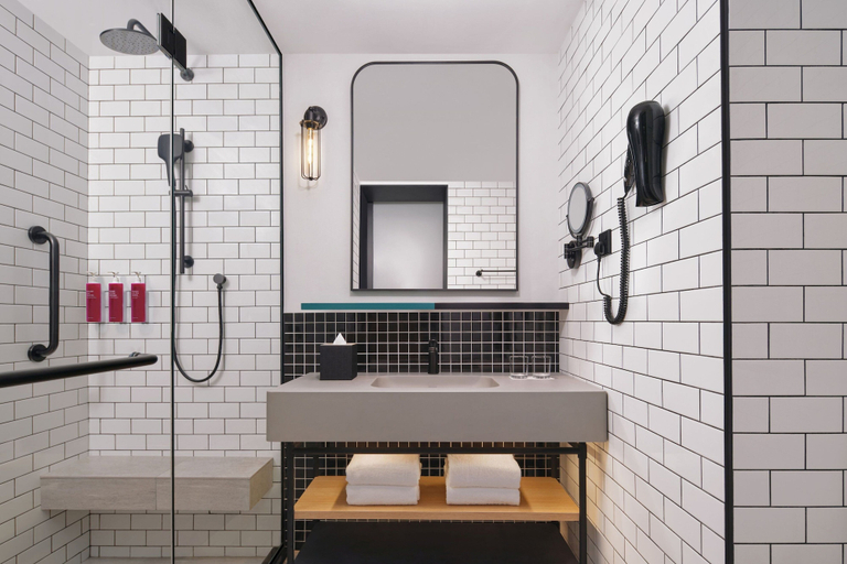 Bathroom 3, Moxy Putrajaya, Kuala Lumpur