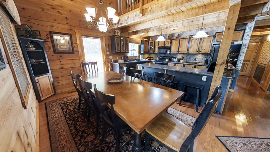 Food & Drinks, Smoky Mountain Lodge, Sevier