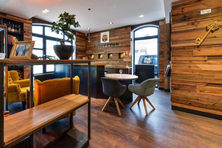 Food & Drinks 4, 4 Sterne Hotel & Restaurant Haunstetter Hof Augsburg, Augsburg