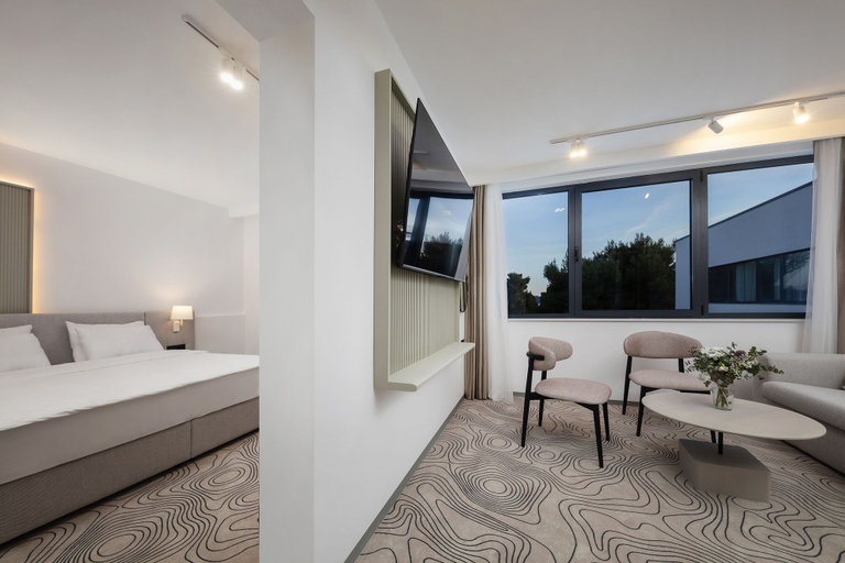 Bedroom 3, Seesea Hotel, Vodice