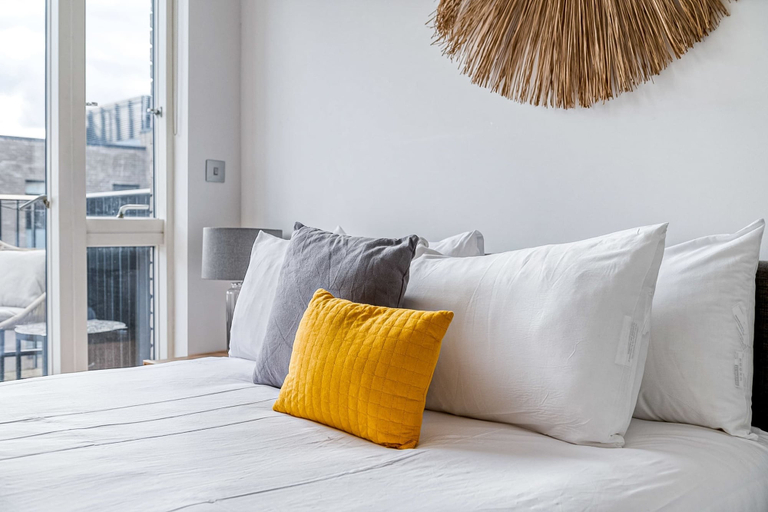 Bedroom 2, Modern Bermondsey Apartment, London