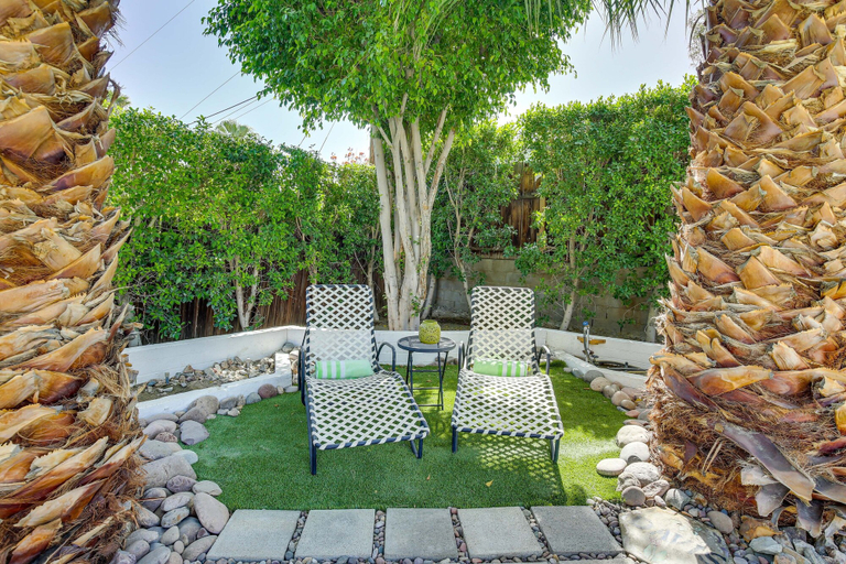 Others 4, 5 Blocks to El Paseo: Palm Desert Casita w/ Pool, Riverside