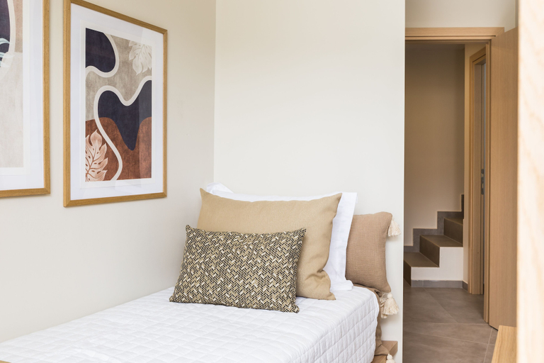 Bedroom 2, Villa Iris, Crete