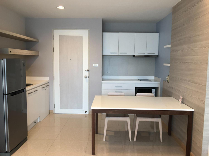 Dining Room 12