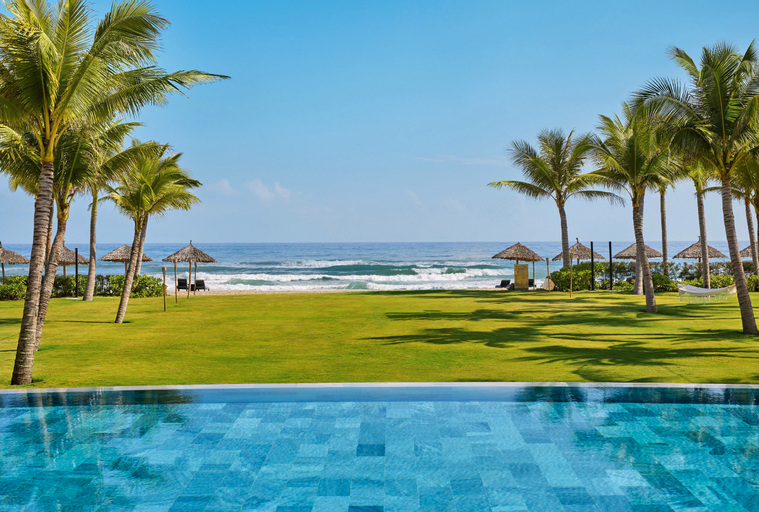 Wyndham Hoi An Royal Beachfront Resort & Villas, Điện Bàn
