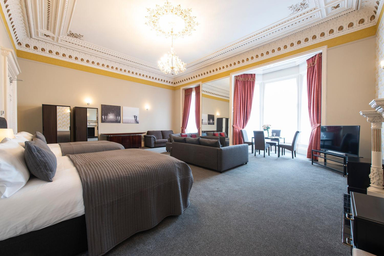 Bedroom 2, Grosvenor Suites, Edinburgh