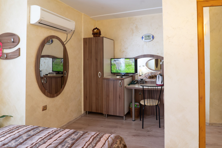 Bedroom 4, Hotel Color, Varna