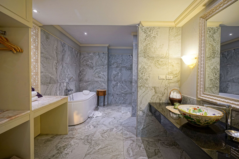 Bathroom 5, At Pingnakorn Riverside, Muang Chiang Mai