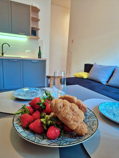 Food & Drinks 5, Lola's Place, Rijeka