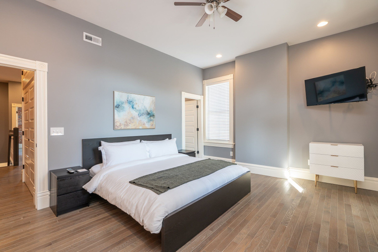 Bedroom 3, Parkside Comfort | JZ Vacation Rentals, Saint Louis