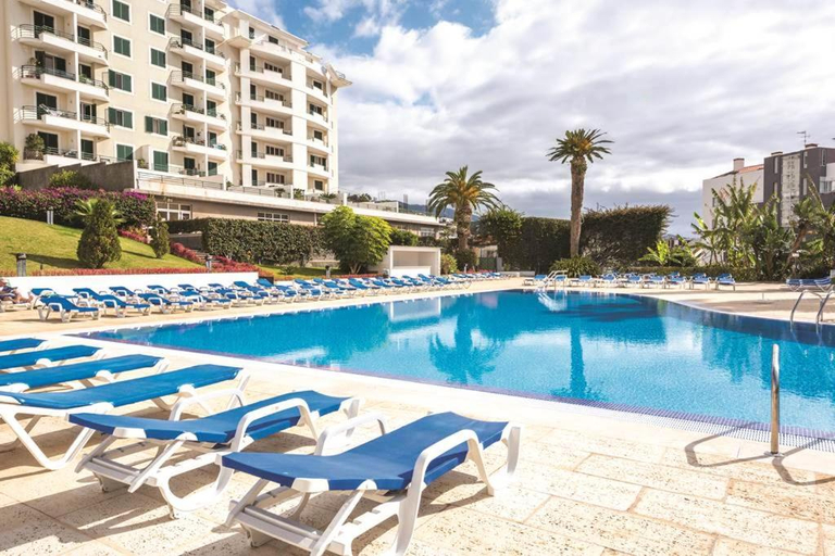 Sport & Beauty 2, Suite Hotel Jardins Da Ajuda, Funchal