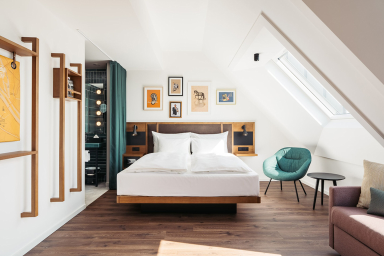 Bedroom 3, Hotel Schani UNO City, Wien