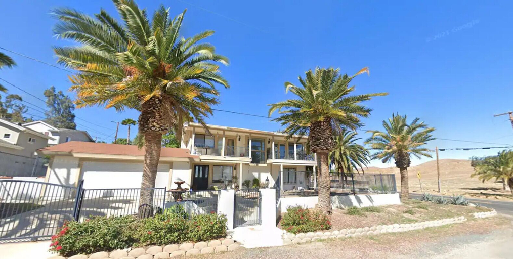 Exterior & Views, Elsinore Lake Estate, Riverside