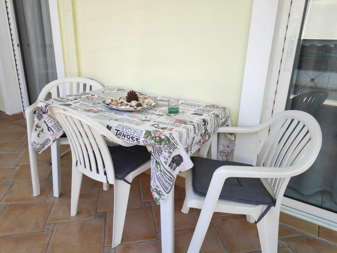 Others 2, Daphnus Apartment in Agios Konstantinos, Central Greece