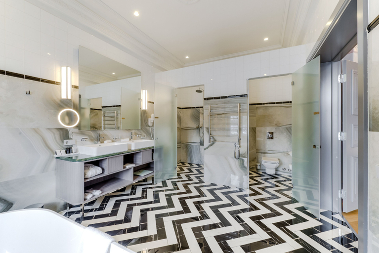 Bathroom 5, Grand Poet Hotel by Semarah, Riga