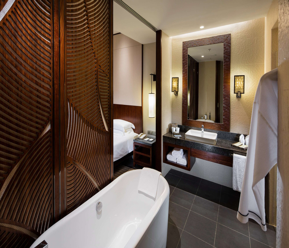 Bathroom 23